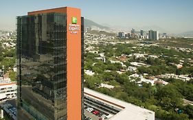 Holiday Inn Express & Suites Monterrey Valle